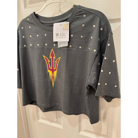 NWT Women's Gameday Couture T-shirt Size M Gray - Picture 2 of 7